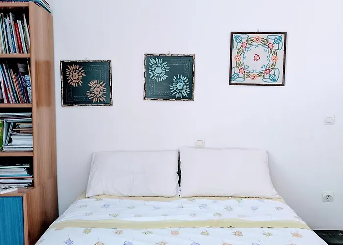 With Cute Garden Space * Nydri (Lefkada)